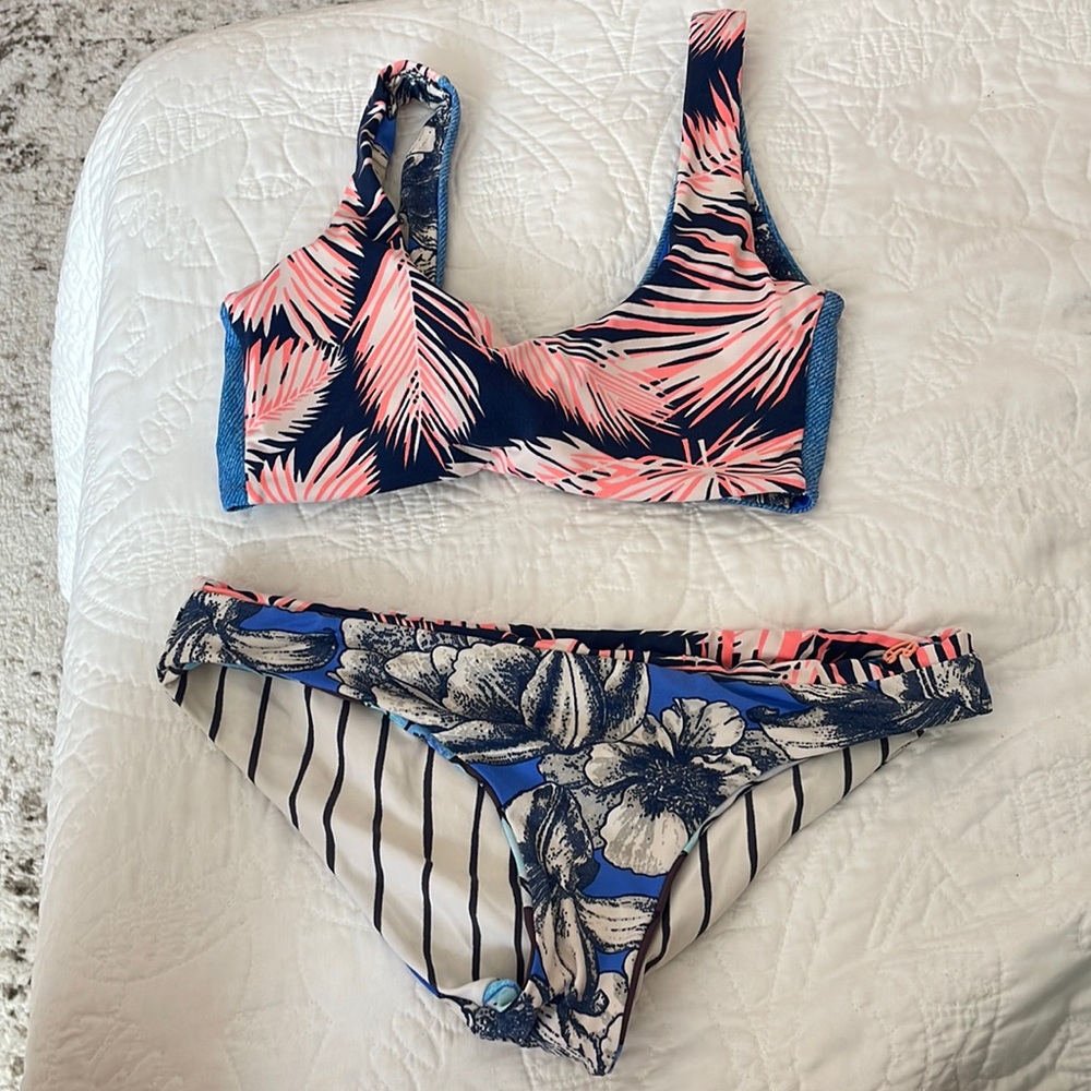 Maaji swimsuit size small